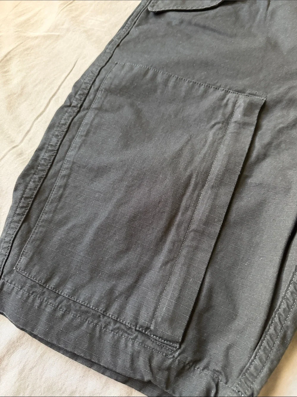 Neighborhood black cotton